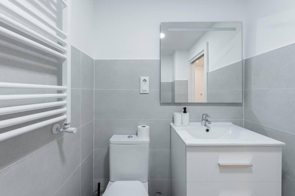 Apartamento Reformado, Centrico, Wifi G Oviedo
